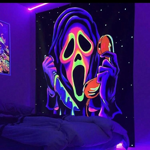 tapestry black light horror face large glow in dark scream tapestries Halloween - Picture 1 of 5